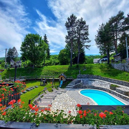 Plitvice Ethno House Hotel Jezerce Bagian luar foto