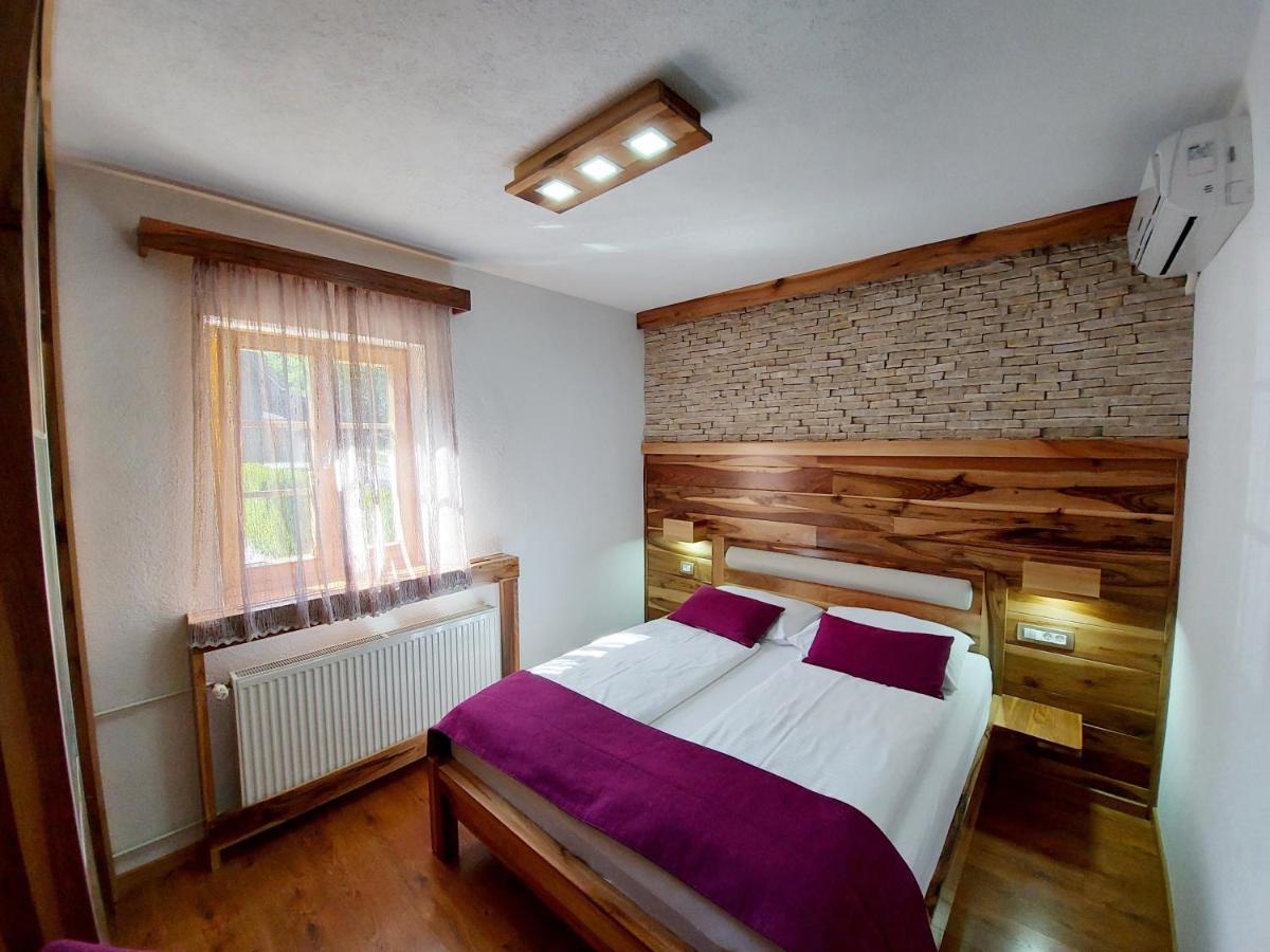 Plitvice Ethno House Hotel Jezerce Bagian luar foto